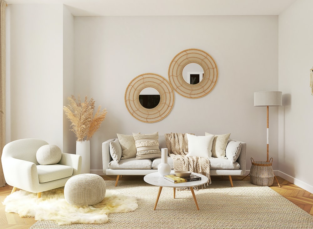Phòng khách phong cách tối giản thường sử dụng những bộ sofa hoặc bàn ghế thiết kế đơn giản